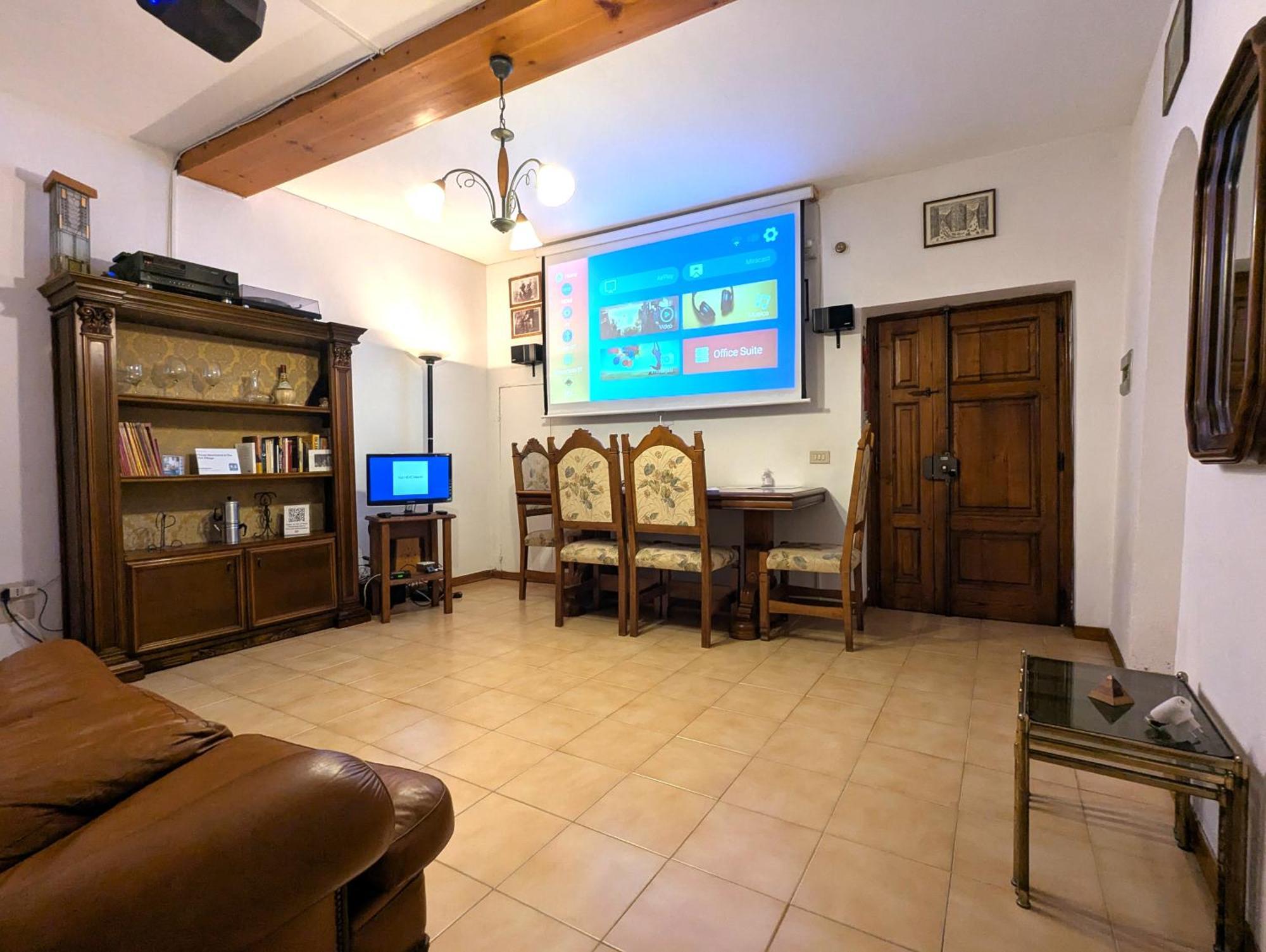 Cheap Apartment In The Old Village كولّي فال ديلسا المظهر الخارجي الصورة