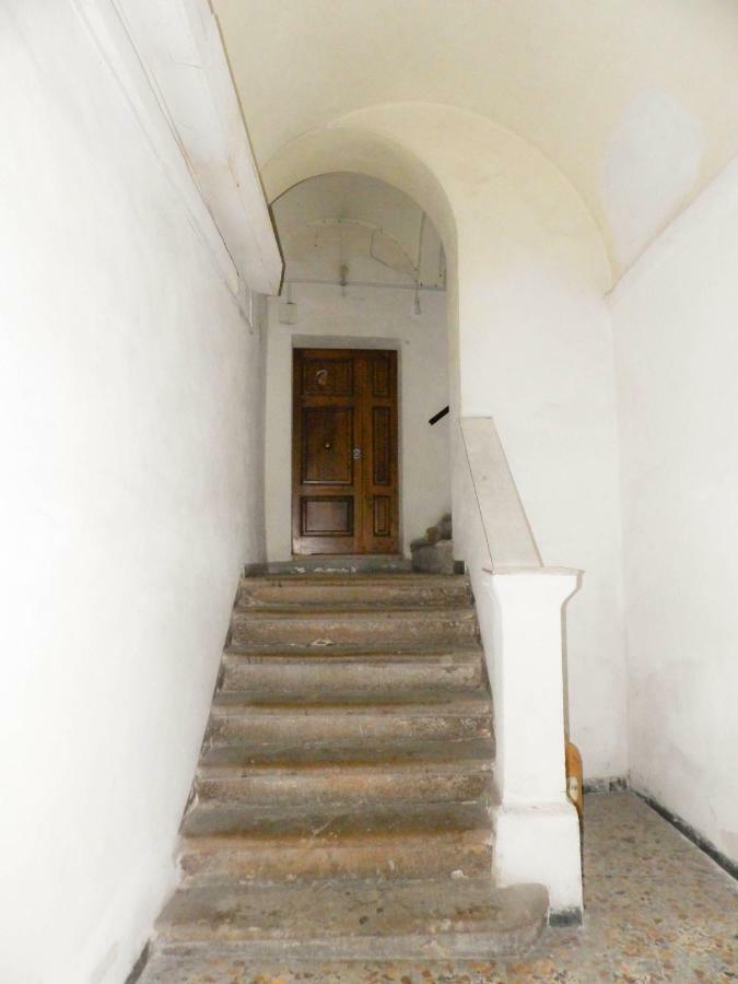 Cheap Apartment In The Old Village كولّي فال ديلسا المظهر الخارجي الصورة