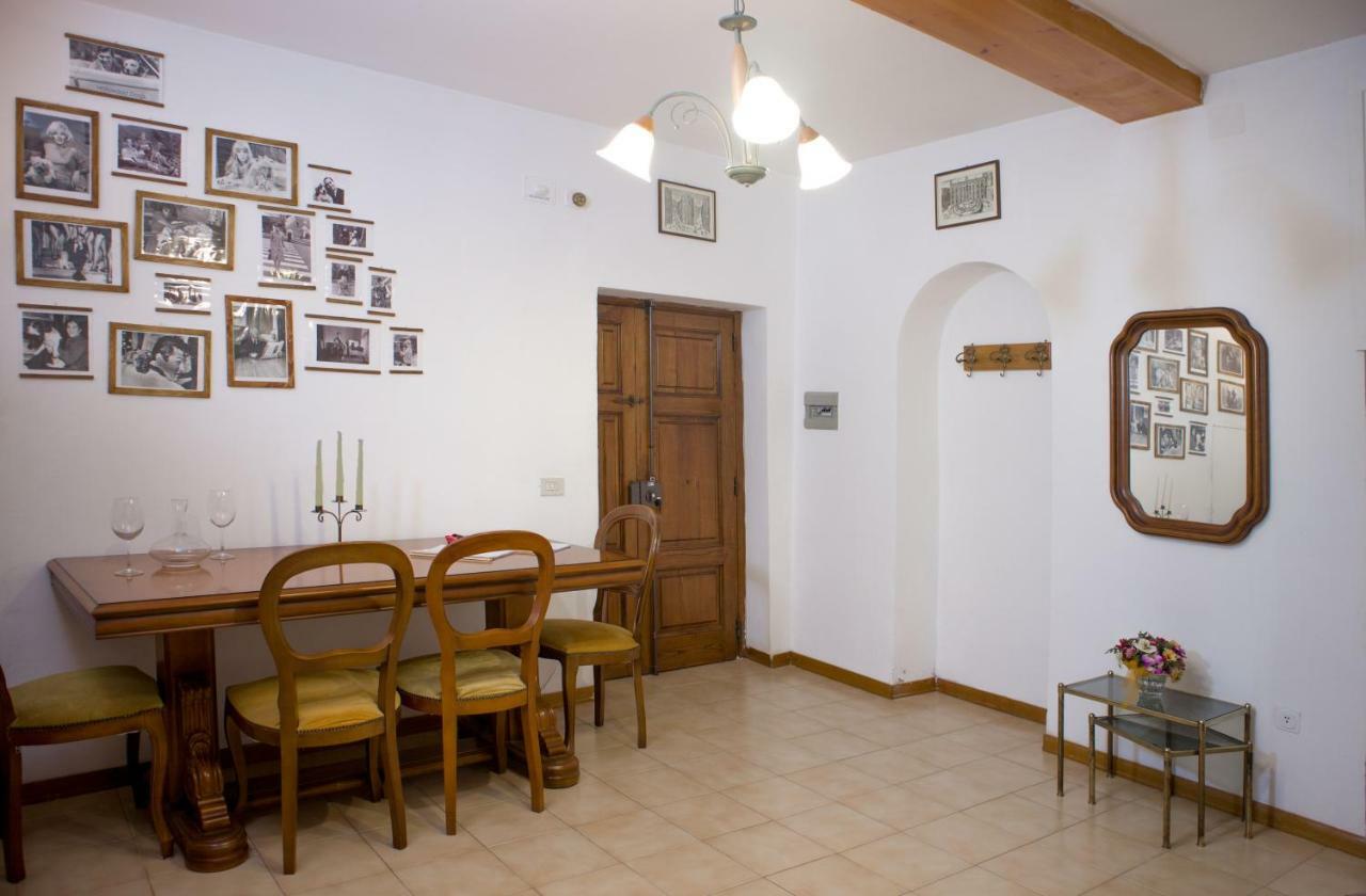 Cheap Apartment In The Old Village كولّي فال ديلسا المظهر الخارجي الصورة